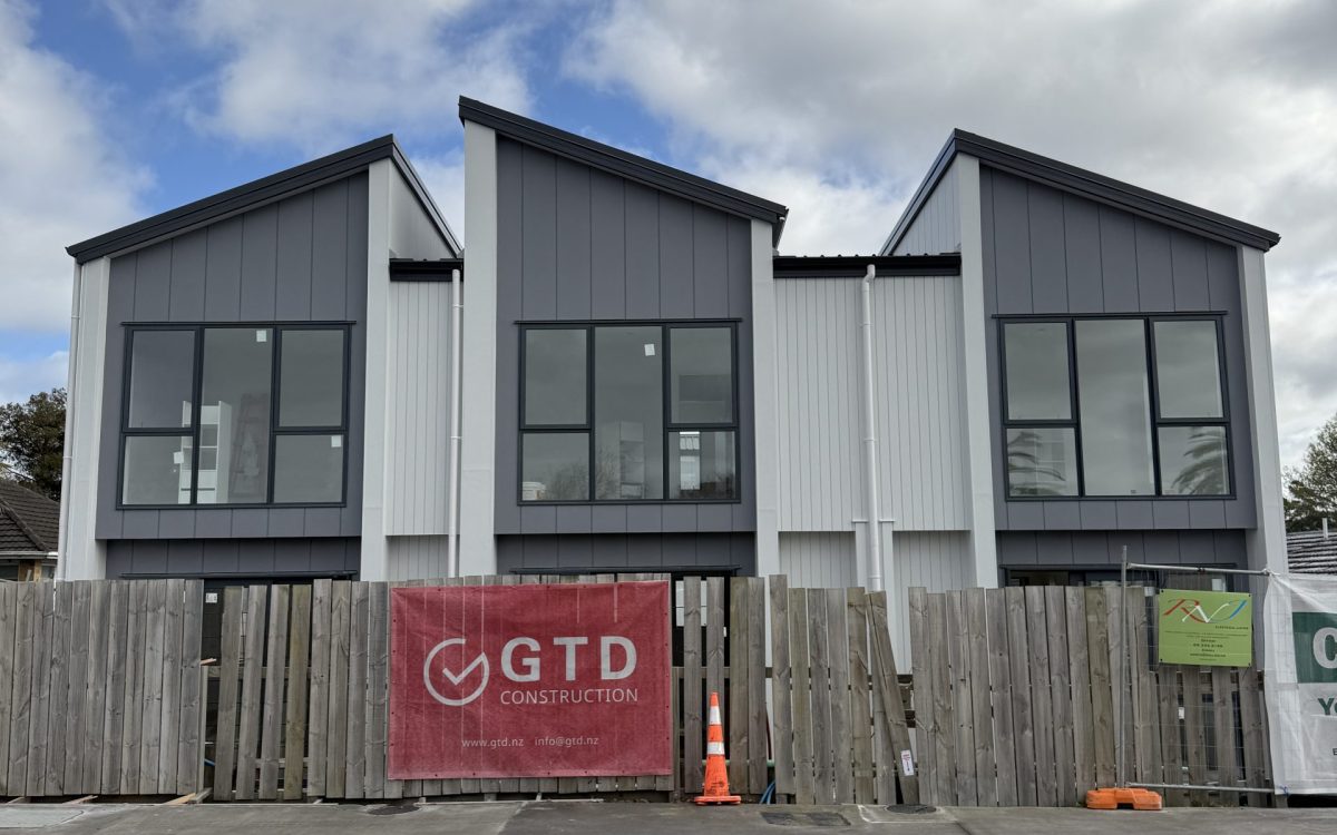Eight terraced townhouses built by GTD Construction in Te Atatu, Auckland